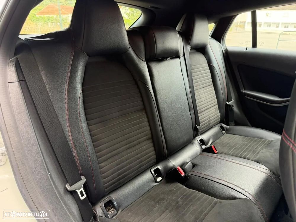 Mercedes-Benz CLA 220 d Shooting Brake AMG Line Aut. - 40