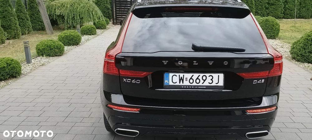 Volvo XC 60 D4 R-Design - 6