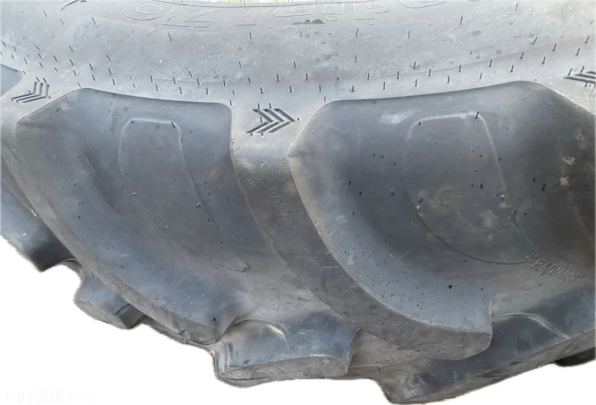 KOMPLET OPON ALLIANCE FARMAL PRO RADIAL 70 480/70R28 PRZÓD TYŁ ROZMIAR 580/70R38 STAN PRAWIE JAK NOWE BIEŻNIK 99% TYŁ 98% PRZÓD - 1