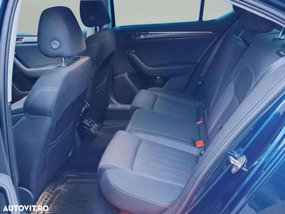 Skoda Superb 2.0 TDI DSG Style - 11