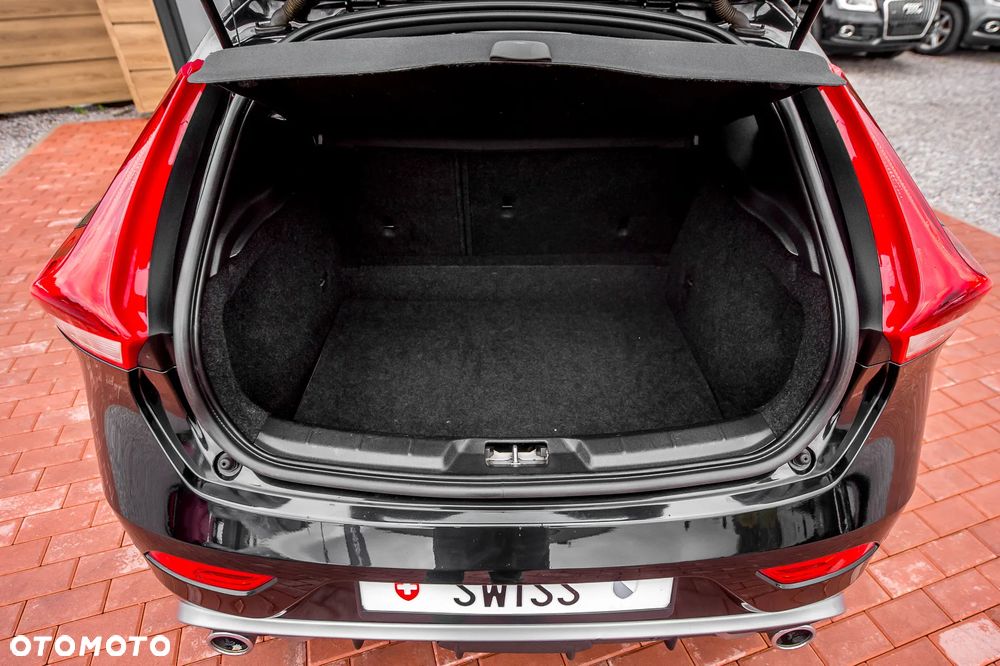 Volvo V40 D4 Drive-E R-Design Momentum - 14