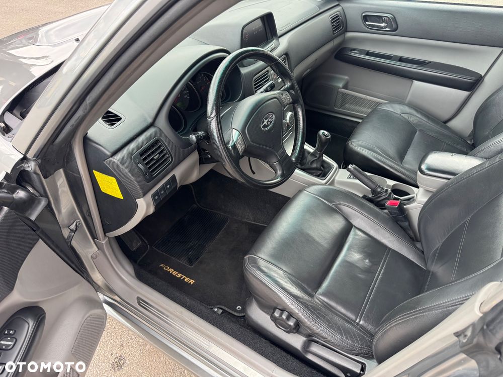 Subaru Forester 2.5 XT LUN - 14