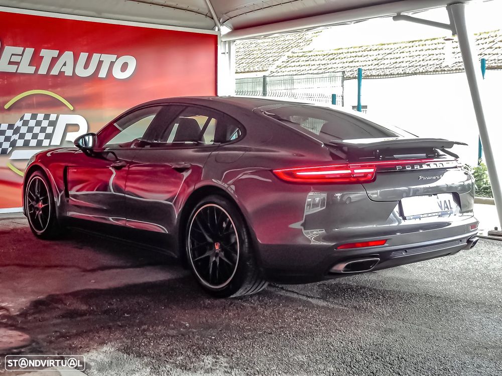 Porsche Panamera 4 E-Hybrid - 7