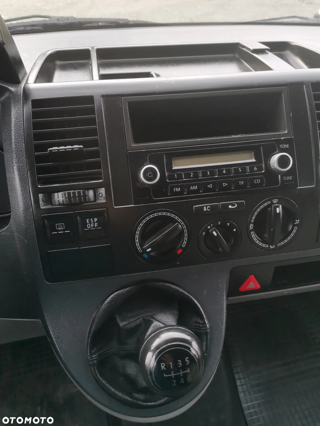 Volkswagen Transporter - 8