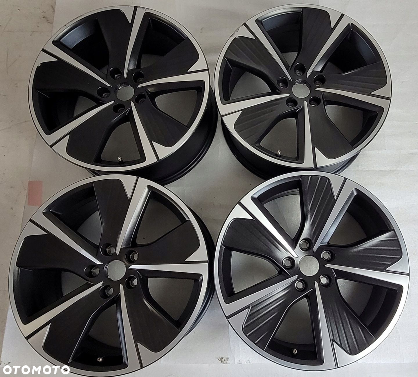 FELGI SEAT CUPRA FORMENTOR 5FF 8x18 18 ET40 5x112 - 2
