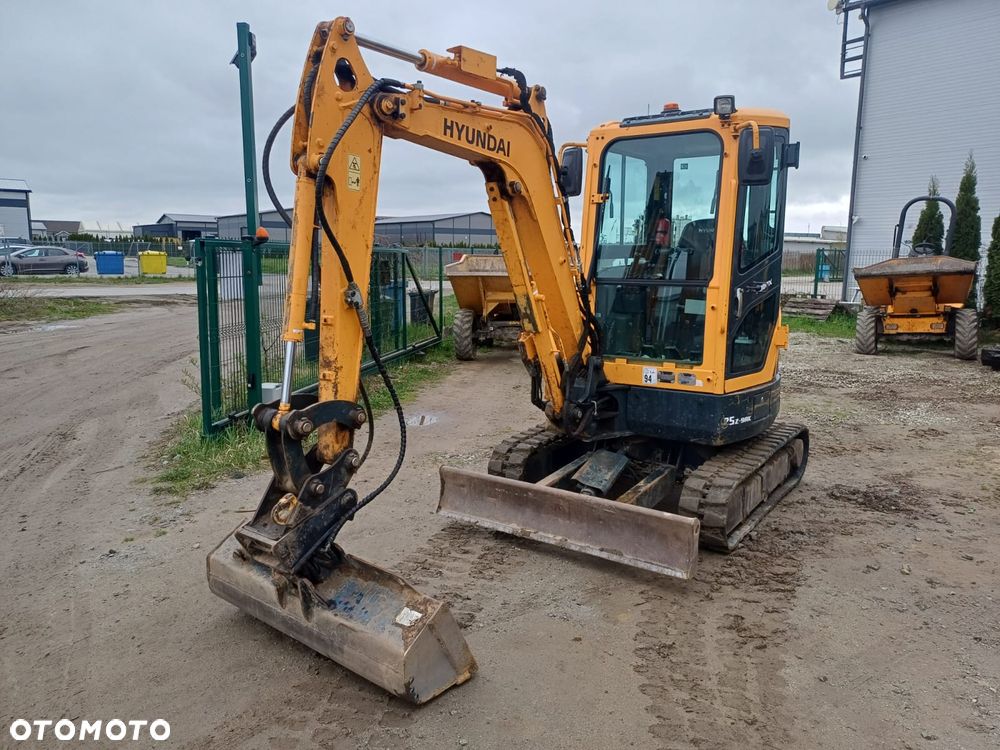 Hyundai R25 Z-9AK - 2