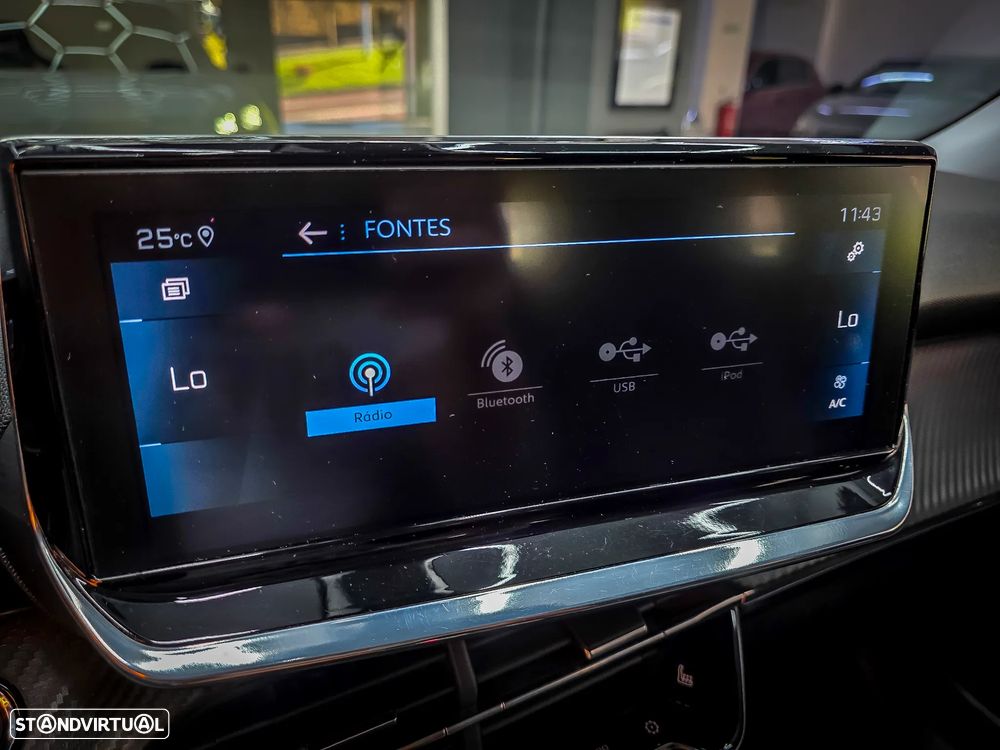 Peugeot 2008 BlueHDi 100 STOP & START Allure - 33