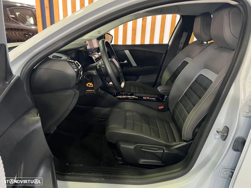 Citroën C4 1.2 Hybrid Plus e-DSC6 - 11