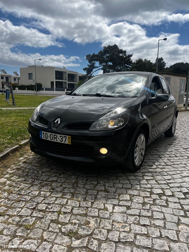 Renault Clio 1.2 TCE Dynamique S - 1