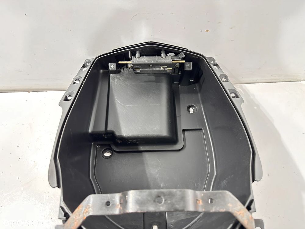 Kufer schowek Peugeot Vivacity III 3 4T - 5