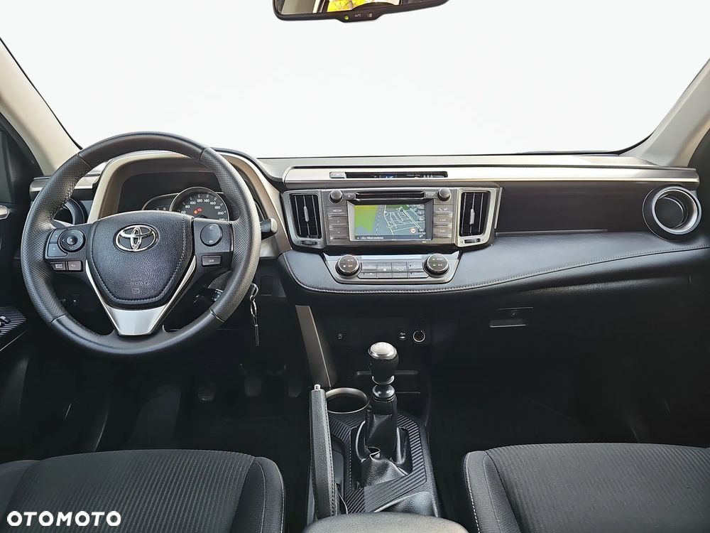 Toyota RAV4 2.0 D-4D Premium - 5