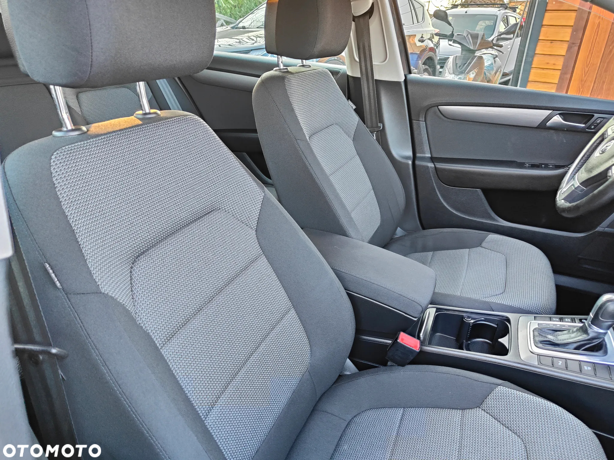 Volkswagen Passat 2.0 TDI Highline DSG - 20