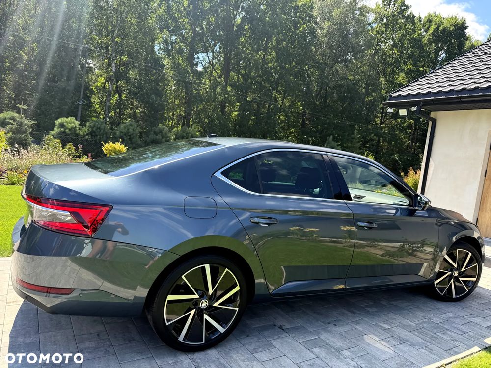 Skoda Superb 2.0 TDI SCR 4x4 Sportline DSG - 17