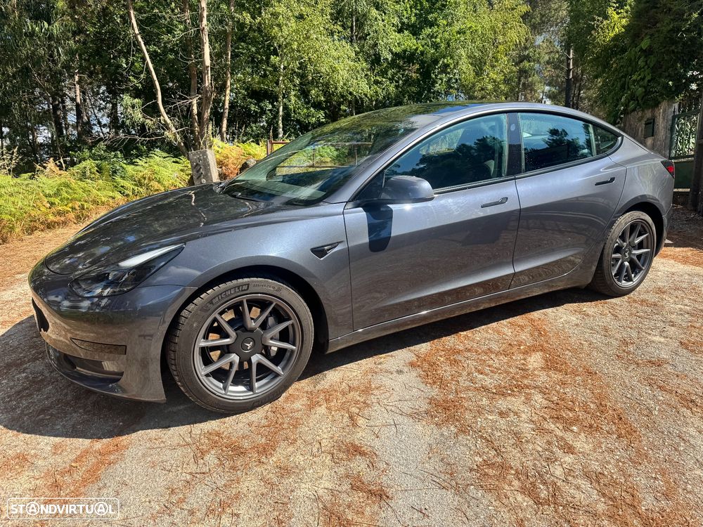 Tesla Model 3 Standard Range Plus RWD - 2