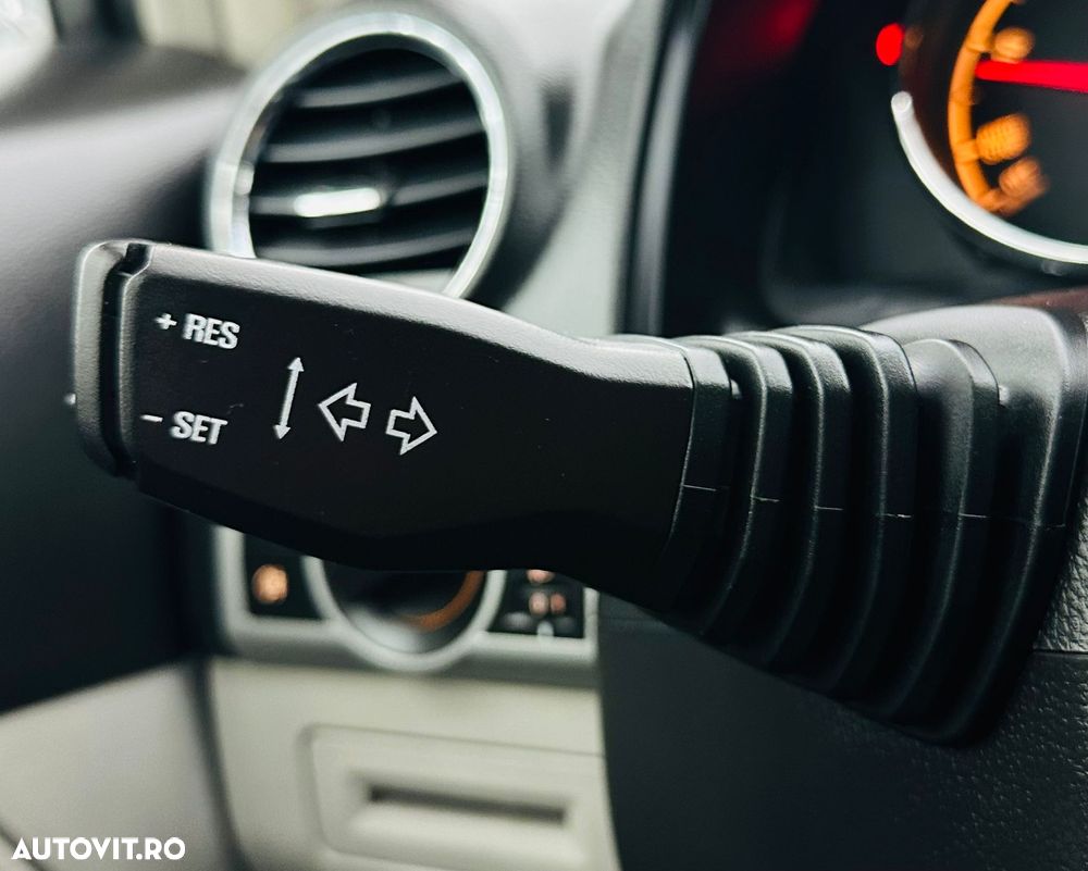 Opel Antara 2.2 CDTI Design Edition - 28