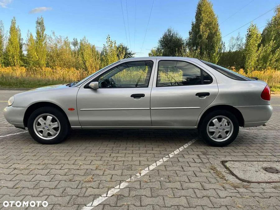 Ford Mondeo - 1