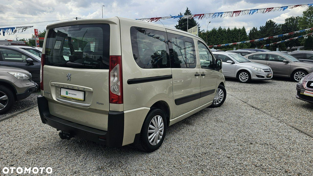 Peugeot Expert - 8