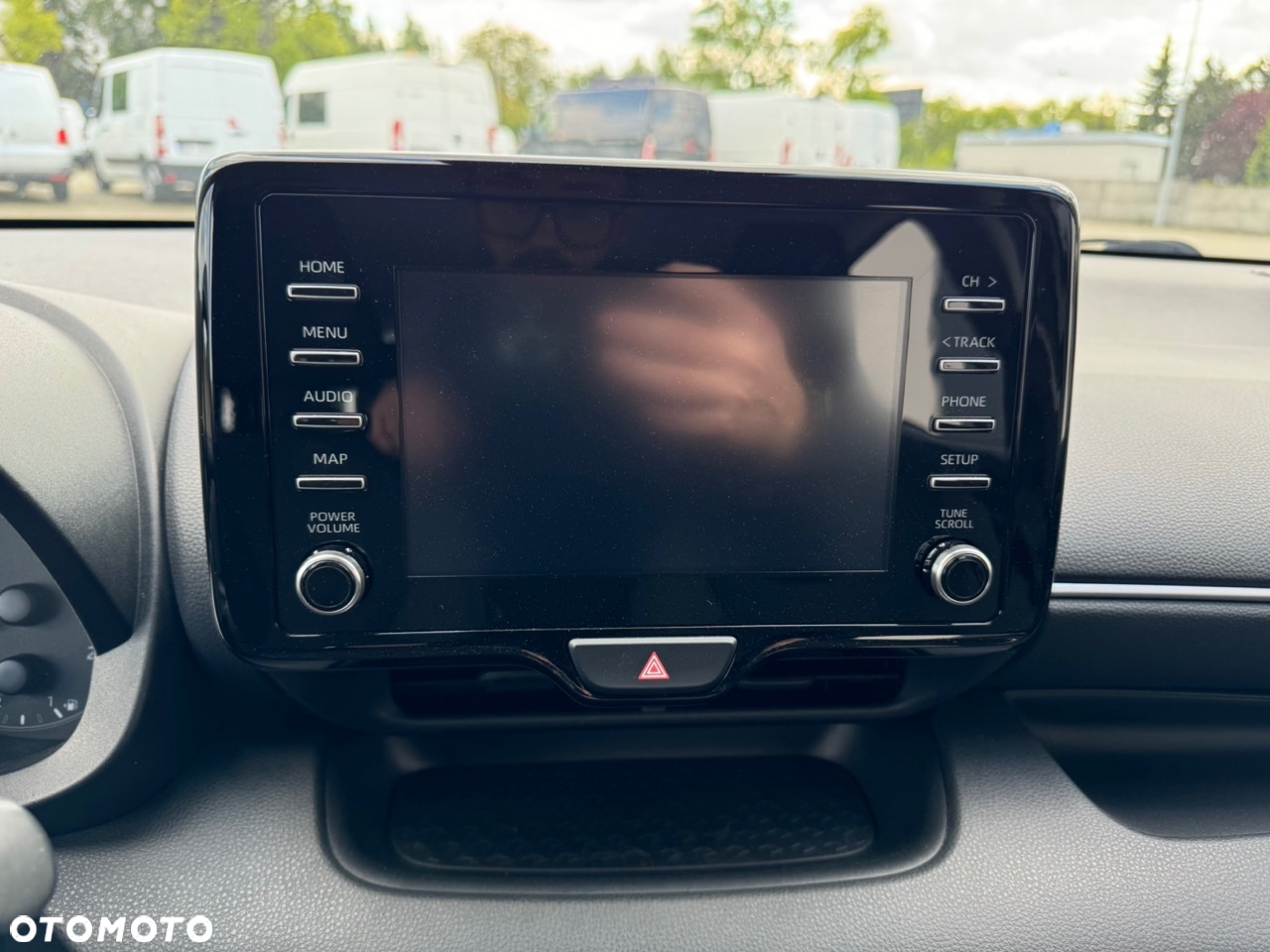 Toyota Yaris 1.5 Comfort - 23