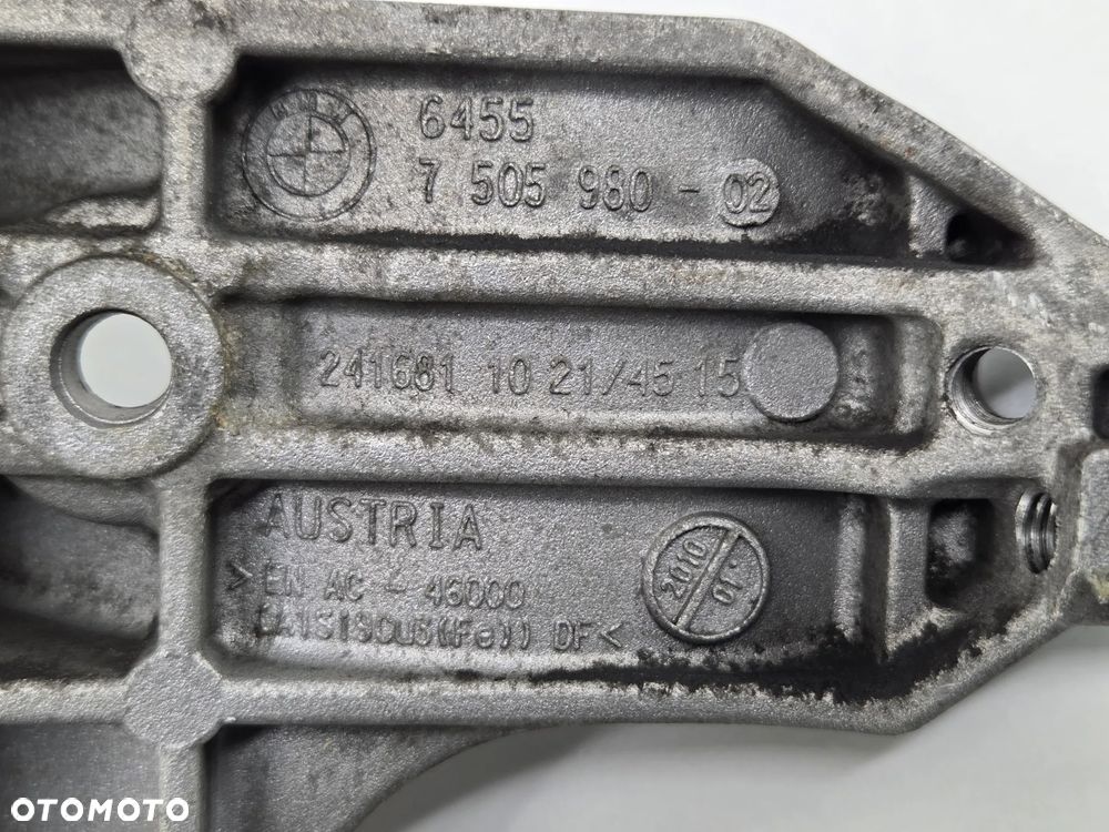 ŁAPA MOCOWANIE SPRĘŻARKI KLIMATYZACJII BMW 3 E90 N43B20 N43 2.0B 7505980 - 3