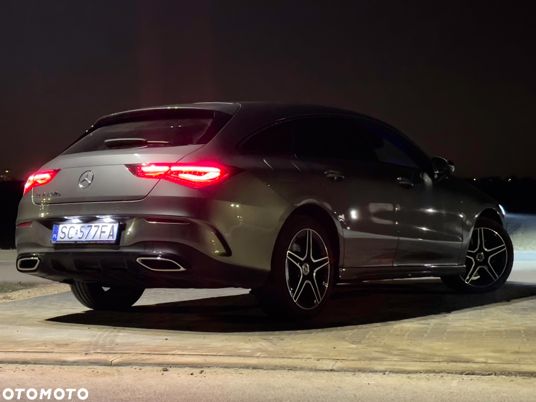 Mercedes-Benz CLA 250 e Shooting Brake 8G-DCT AMG Line - 15