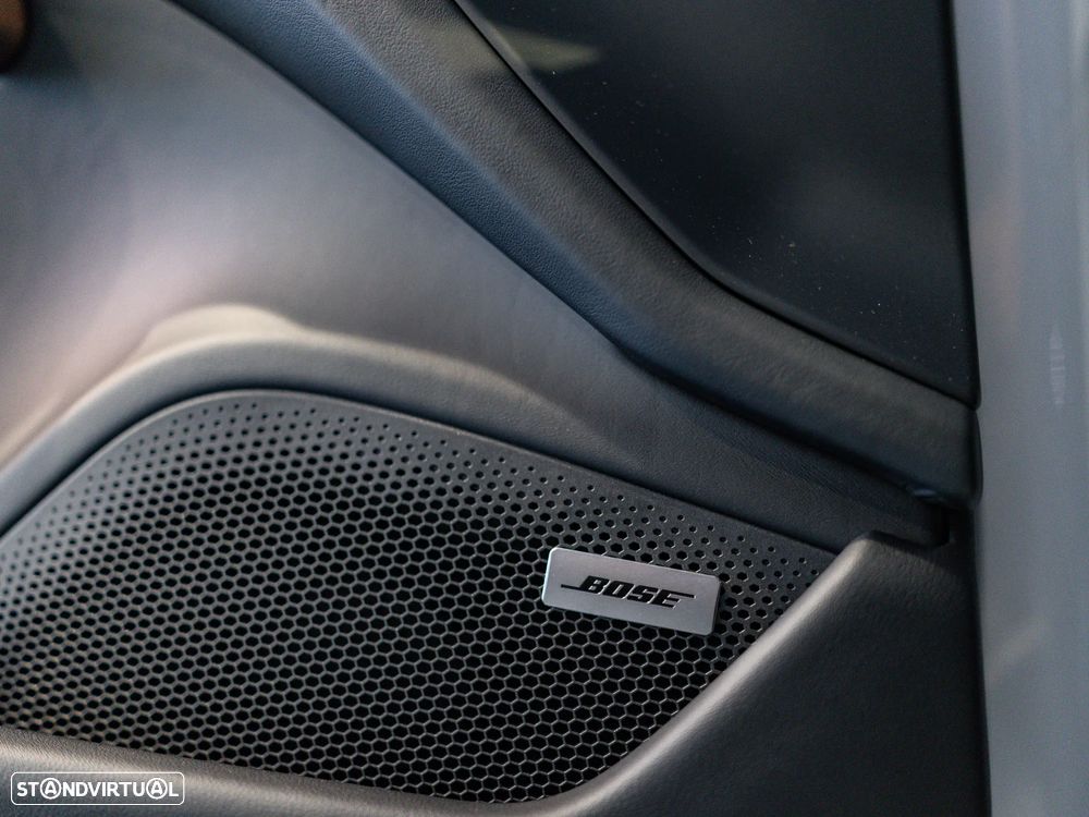 Porsche Taycan Sport Turismo 4S - 41