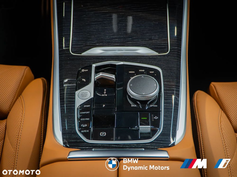 BMW X5 xDrive40d - 33