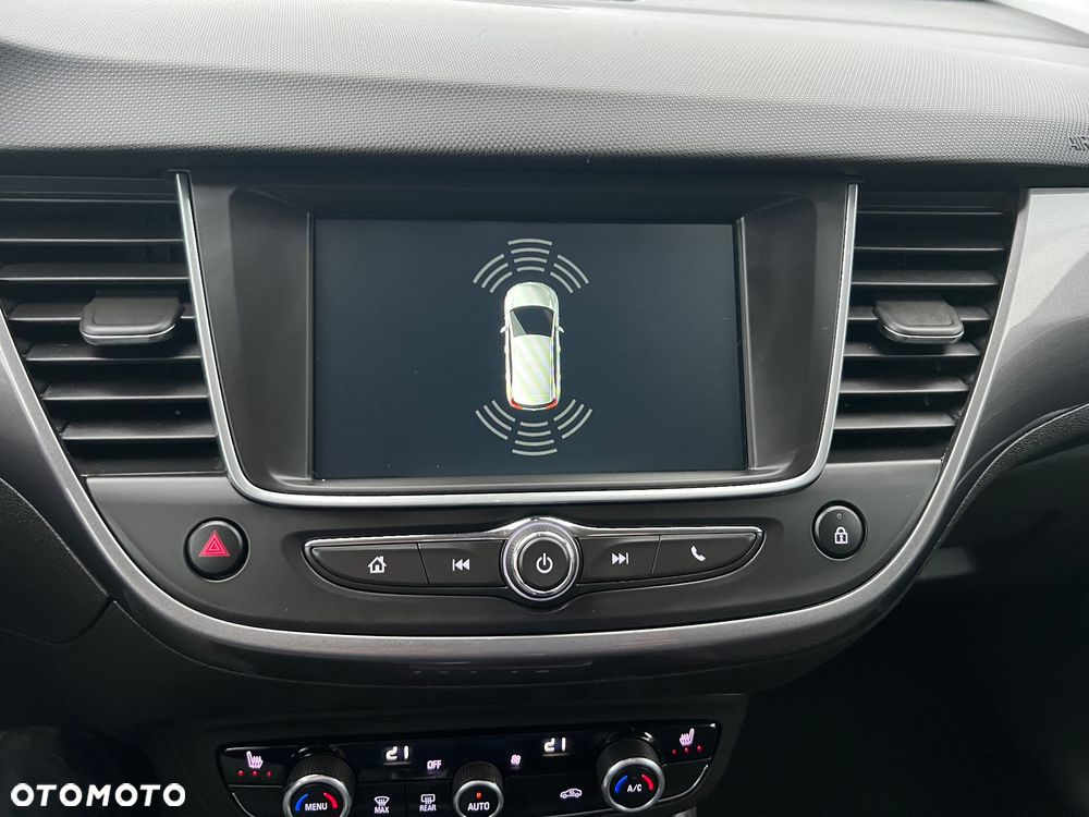Opel Crossland X - 32