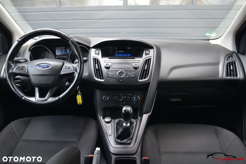 Ford Focus - 28