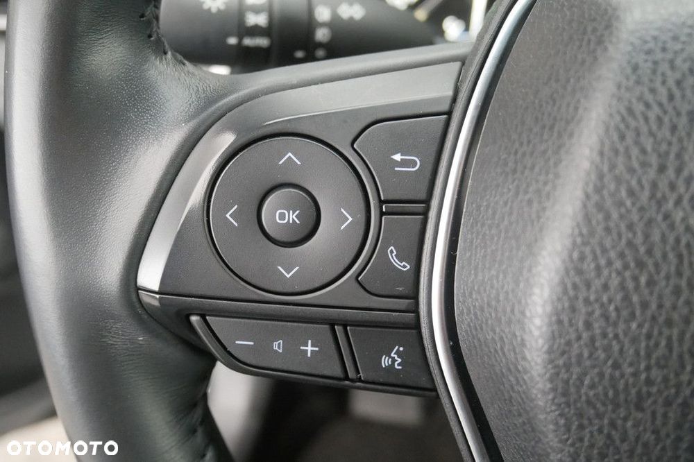 Toyota Camry 2.5 Hybrid Comfort CVT - 23