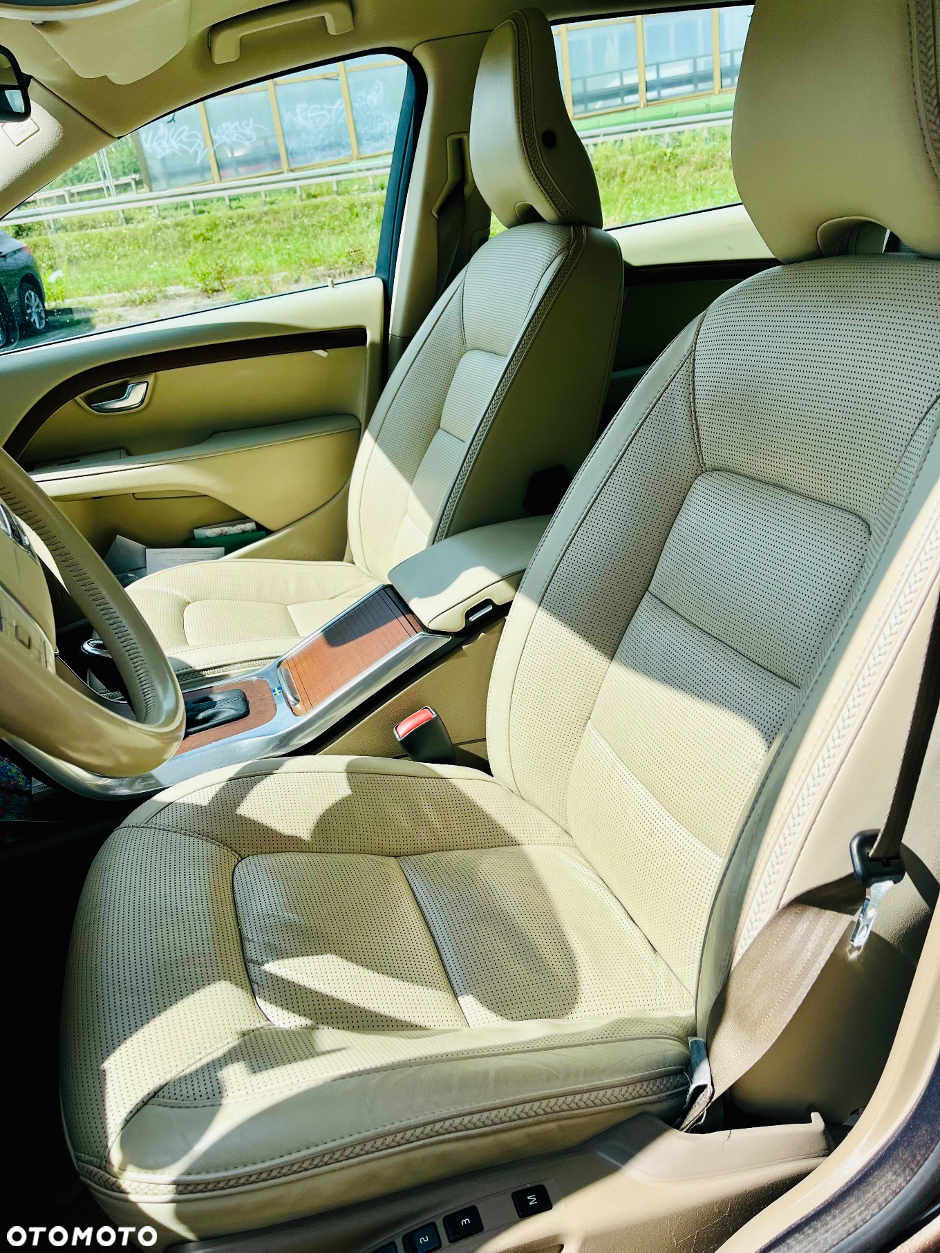 Volvo XC 70 D5 AWD Summum - 11