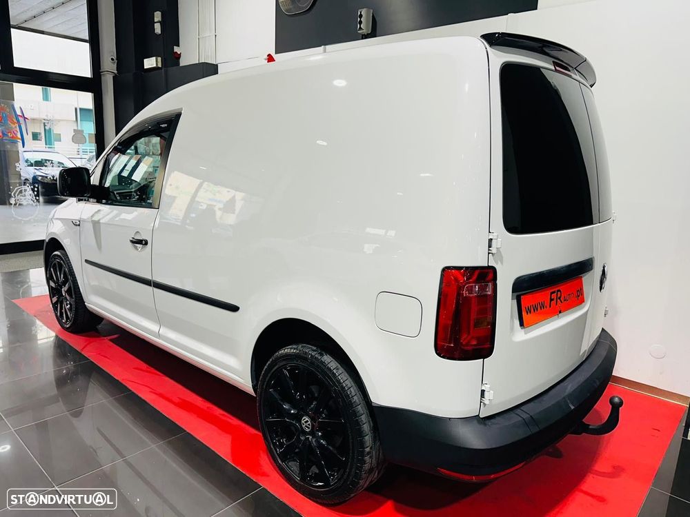 VW Caddy 2.0 TDI (5L) DSG - 12