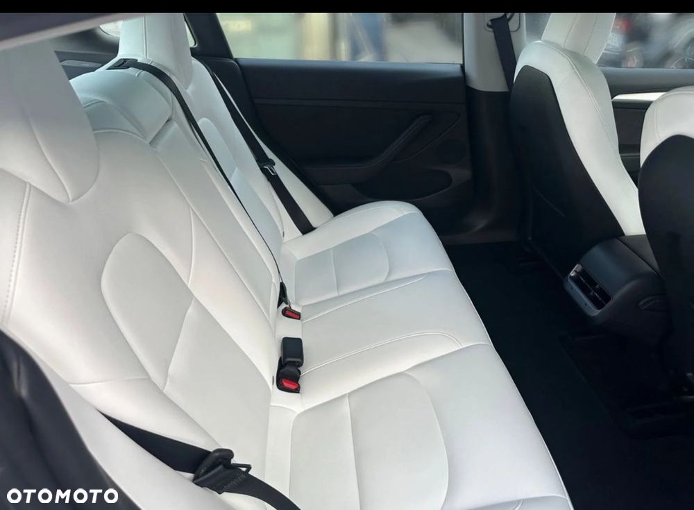 Tesla Model 3 Standard Reichweite Plus Hinterradantrieb - 8