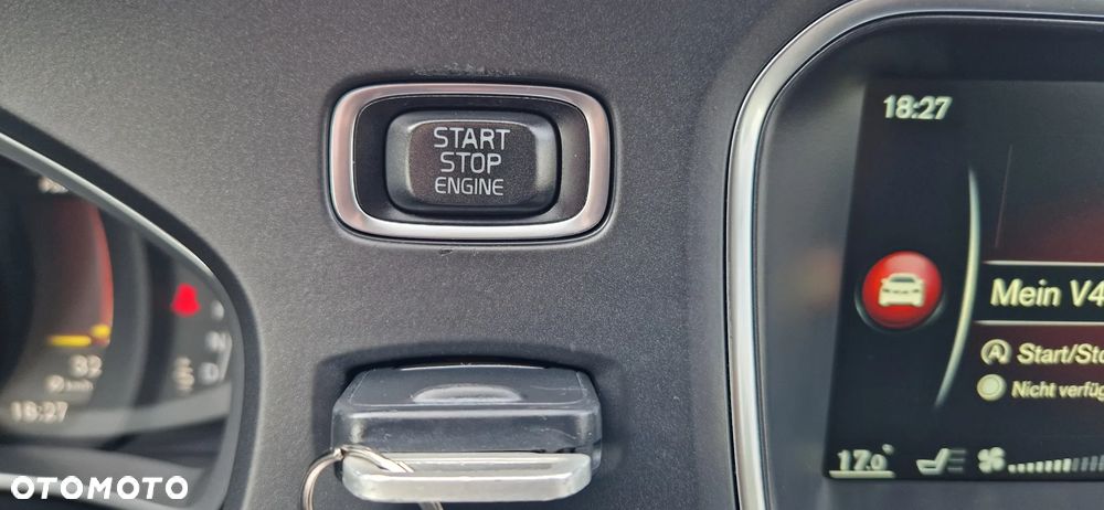 Volvo V40 D4 Geartronic RDesign - 37