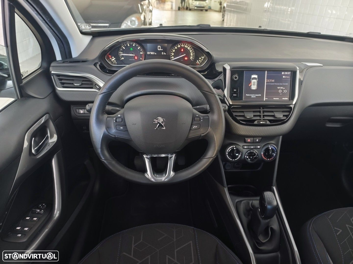 Peugeot 2008 1.2 PureTech Style - 13