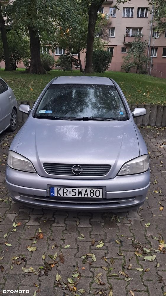 Opel Astra - 2