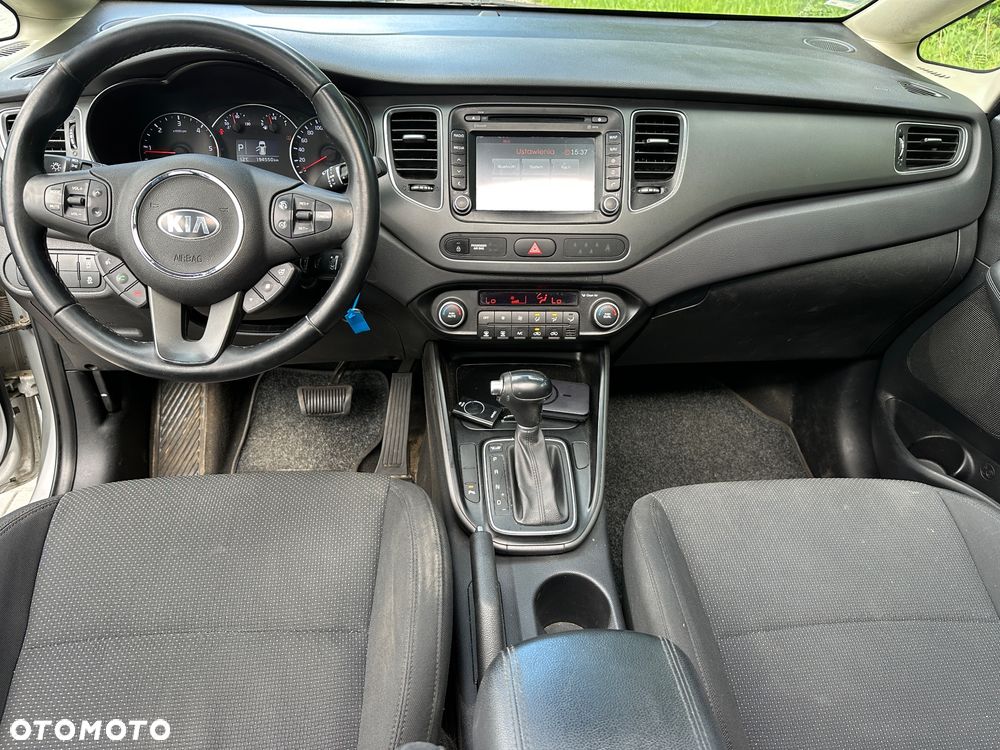 Kia Carens - 19