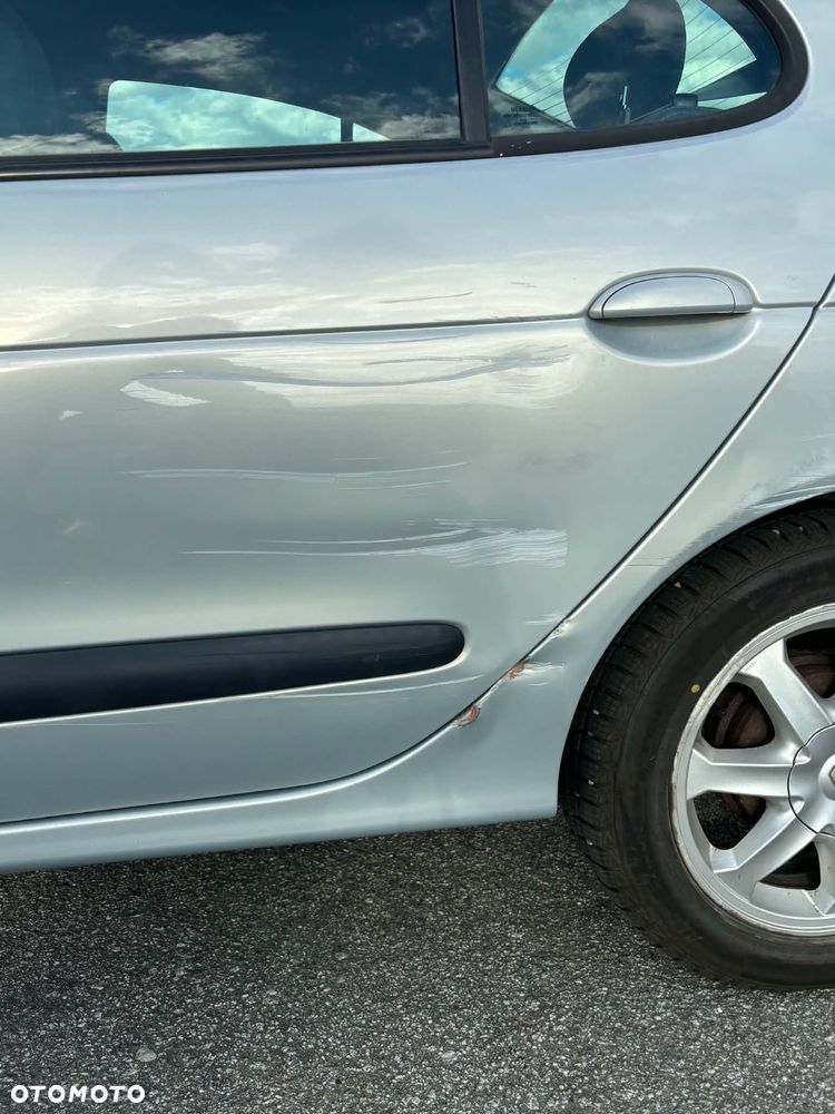Renault Megane 1.6 - 3
