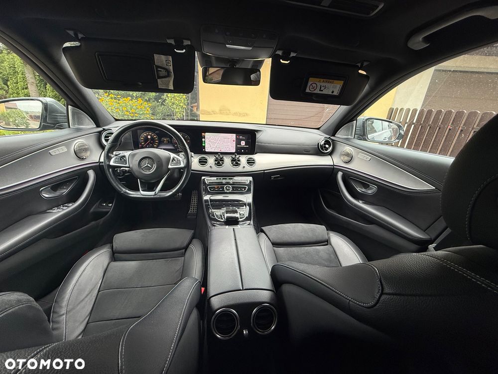 Mercedes-Benz Klasa E 220 d 9G-TRONIC - 28