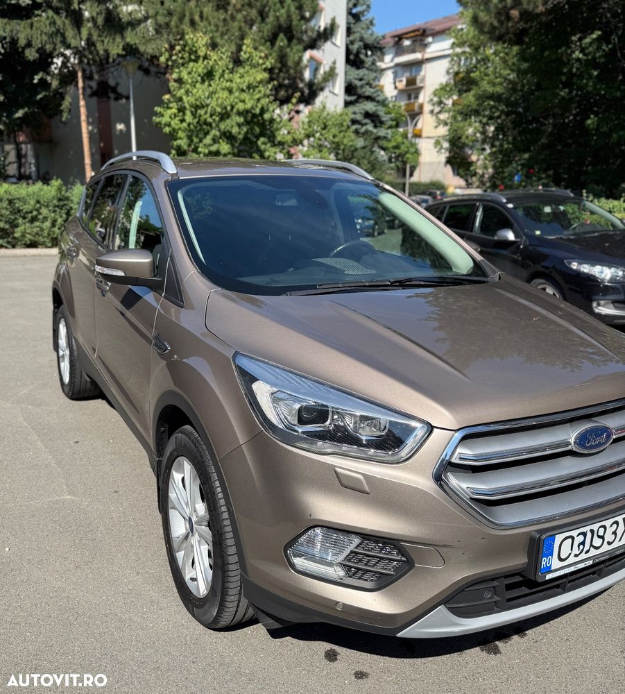 Ford Kuga 2.0 TDCi 4WD Powershift Titanium - 2