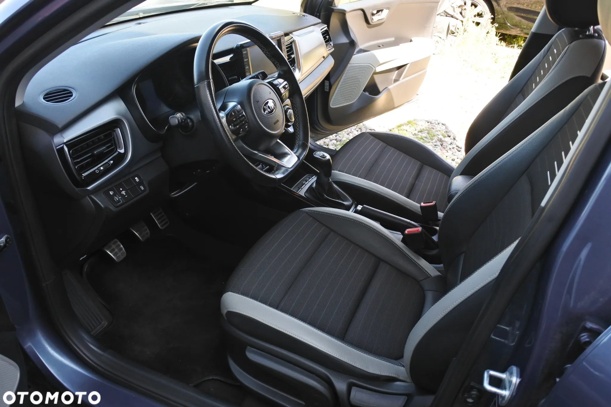 Kia Stonic 1.0 T-GDI 120 Platinum Edition - 10