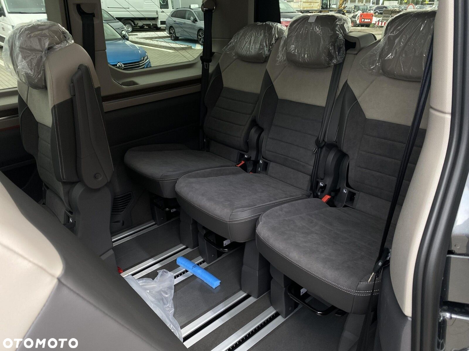 Volkswagen Multivan 2.0 TDI L1 Style DSG - 15