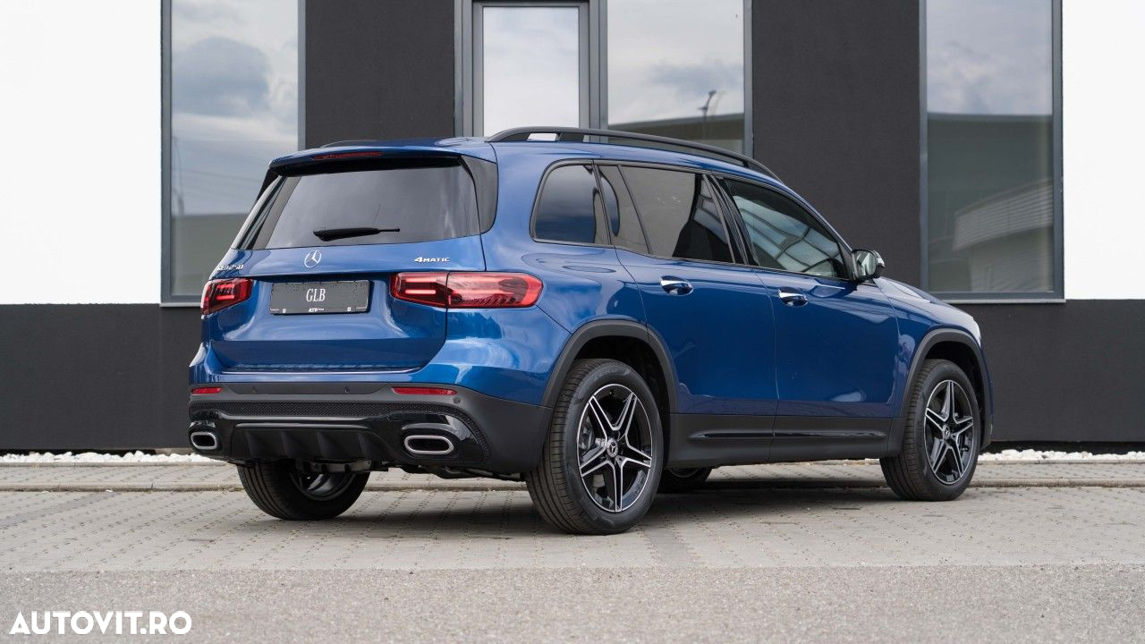 Mercedes-Benz GLB - 9