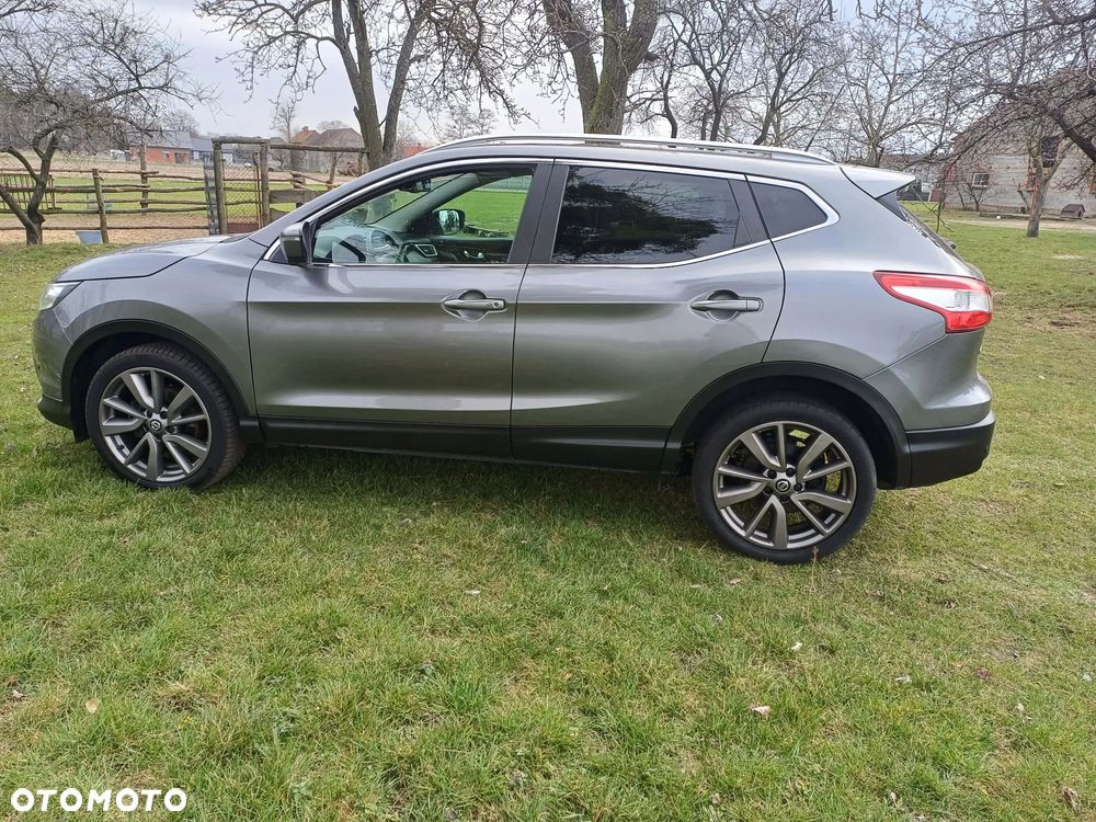 Nissan Qashqai - 2