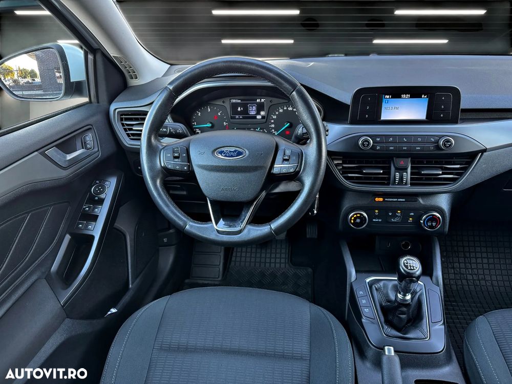 Ford Focus 1.5 EcoBlue Connected - 21