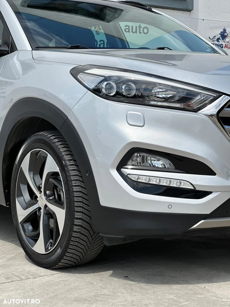Hyundai Tucson 2.0 CRDI 4WD Automatik Advantage - 4
