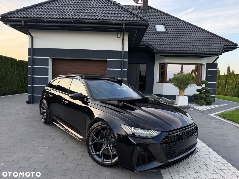 Audi RS6 Avant - 25
