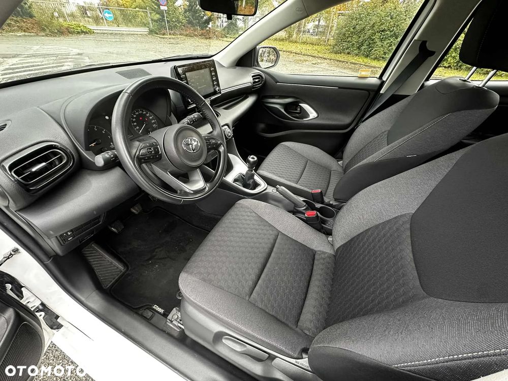 Toyota Yaris 1.5 Active - 8