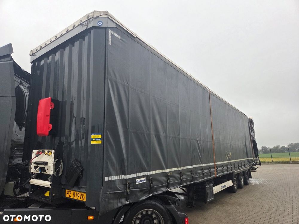 Krone Low Liner Mega - 9