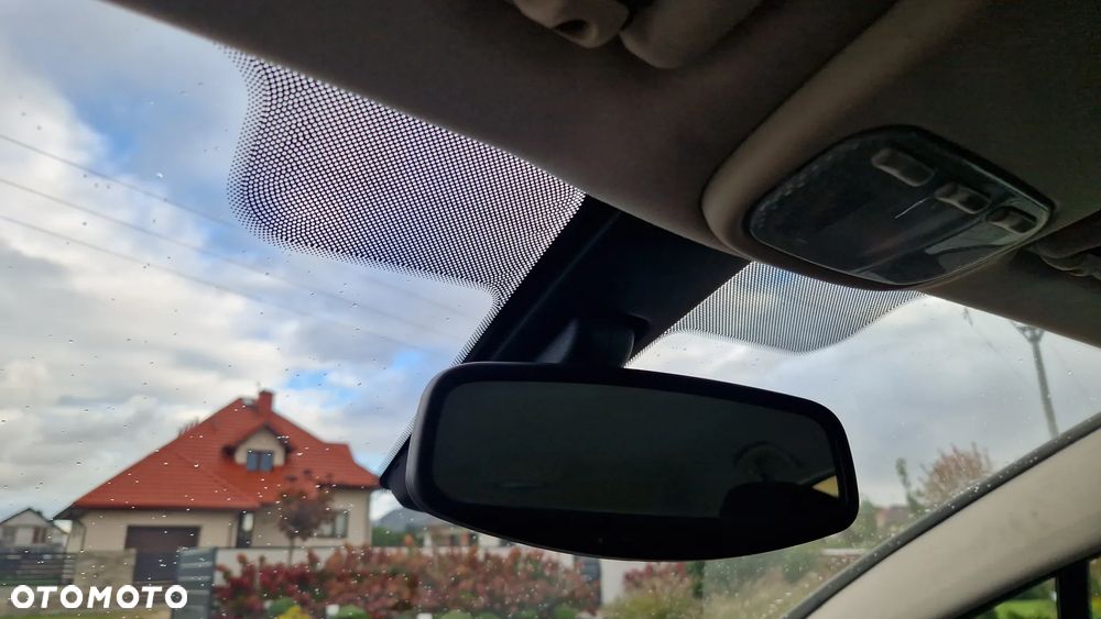 Citroën C4 1.4 16V Style - 27