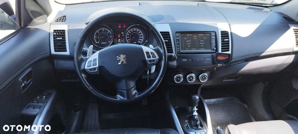 Peugeot 4007 2.2HDi Platinum - 12